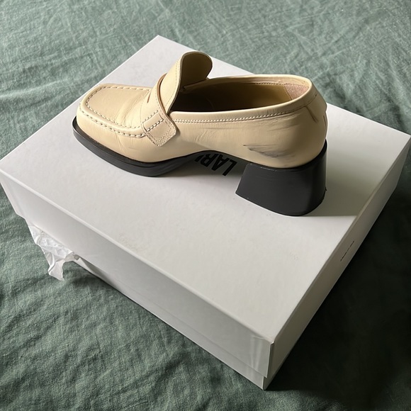 Labucq Kitty Loafer in Cream (Size 36) - Picture 4 of 6